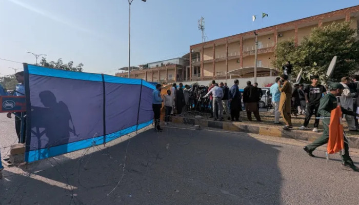 ഡല്ഹി സ്ഫോടനം ഇന്ത്യയുടെ നാടകം, ഇസ്ലാമാബാദില് സ്ഫോടനം നടത്തിയത് ഇന്ത്യയും താലിബാനും, വിദ്വേഷ പ്രചരണവുമായി പാകിസ്ഥാന്