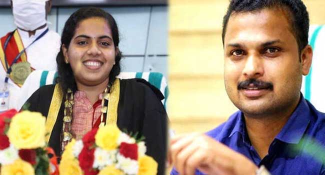 തെരഞ്ഞെടുപ്പിനു പിന്നാലെ ആര്യ രാജേന്ദ്രനെതിരായ മുറുമുറുപ്പുകൾ പാർട്ടിയിൽ മുറുകുന്നു, തോൽവിയുടെ കാരണം കോർപ്പറേഷൻ്റെയും മേയറുടെയും തലയിൽ കെട്ടിവെയ്ക്കാനാവില്ല, പക്ഷെ, ചെറുപ്പക്കാർക്ക് അവസരം കിട്ടുമ്പോൾ കൂടുതൽ ചെറുപ്പക്കാർ ഉയർന്ന് വരാനുള്ള ഇടപെടൽ നടത്തണമായിരുന്നു, ചലനാത്മകമായി കൊണ്ടുപോകാൻ ശ്രമിക്കാത്തതിന്റെ ഒരു കുറവ് സംഭവിച്ചിട്ടുണ്ട് – വികെ പ്രശാന്ത് എംഎൽഎ