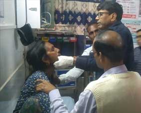 പാനിപൂരി കഴിക്കുന്നതിനിടെ വായ അടയ്ക്കാനാവാതെ യുവതി, തിരിച്ചറിയണം ഈ അവസ്ഥ