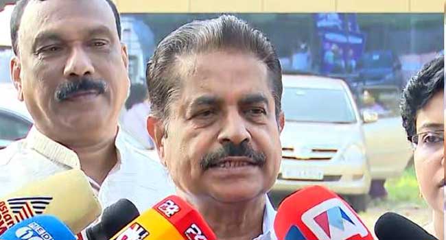 സർക്കാരിന് വേറെ ജോലിയില്ലല്ലോ, ആരെ ഉപദ്രവിക്കാൻ കഴിയുമെന്ന് നോക്കിക്കാണുന്ന സർക്കാരാണ് ഇവിടെയുള്ളത്, എന്ത് കേസും കെട്ടിച്ചമച്ച് ഉണ്ടാക്കുന്ന സർക്കാരാണിത്, ദിലീപിന് ദിലീപിന് നീതി ലഭ്യമായി എന്നാണ് കരുതുന്നത്, തദ്ദേശ തെരഞ്ഞെടുപ്പിൽ അടൂർ മുൻസിപ്പാലിറ്റി യുഡിഎഫ് ഭരിക്കും- അടൂർ പ്രകാശ്