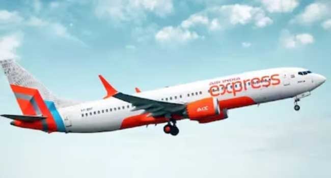 160 യാത്രക്കാരുമായി ദുബായിലേക്ക് പുറപ്പെട്ട എയർ ഇന്ത്യ എക്സ്പ്രസ് വിമാനത്തിനു സാങ്കേതിക തകരാർ, ഇന്ധനം തീർക്കാൻ രണ്ട് മണിക്കൂറോളം തിരുച്ചിറപ്പള്ളി, പുതുക്കോട്ടൈ വ്യോമാതിർത്തിയിൽ ചുറ്റി പറന്നതിന് ശേഷം അതേ വിമാനത്താവളത്തിൽ എമർജൻസി ലാൻഡിങ്