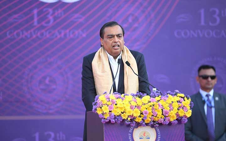 തന്ത്രപ്രധാന സാങ്കേതികവിദ്യയിലും ഇന്ത്യ സ്വയംപര്യാപതരാകണം: മുകേഷ് അംബാനി