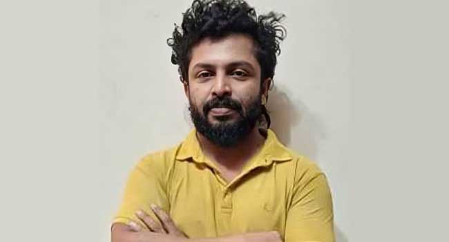 പ്ലസ് വൺ വിദ്യാർഥിനിയുടെ കൈവശം വിലകൂ‌ടിയ ഫോൺ, വീട്ടുകാർ പിടിച്ച് ചോദ്യം ചെയ്തപ്പോൾ പുറത്തുവന്നത് മാസങ്ങളായി കുട്ടി പീഡനത്തിനിരയാകുന്ന വിവരം!! ബന്ധുവീടുകളിലെത്തിച്ച് 16 കാരിയെ പലതവണ പീഡിപ്പിച്ച സ്വകാര്യ ബസ് ഡ്രൈവർ‍ അറസ്റ്റിൽ, ഇരുവരും തമ്മിൽ പരിചയത്തിലായത് വിദ്യാർഥിനി 10ൽ പഠിക്കുമ്പോൾ