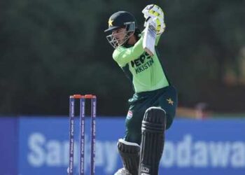 അണ്ടർ-19 ഏഷ്യാകപ്പിൽ പാക്കിസ്ഥാൻ കുതിക്കുന്നു, മിൻഹാസിന് സെഞ്ചുറി (125), ഫീൽഡിങ്ങിനിടെ ഒന്നിലേറെ തവണ വീണ വൈഭവിന് പരുക്ക്, പാക്കിസ്ഥാൻ 227/2