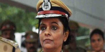 ഈ വിധി അന്തിമമല്ല, മേൽക്കോടതിയിൽ എന്ത് സംഭവിക്കുമെന്ന് നോക്കാം…അന്തിമ വിധി വരുന്നതുവരെ അതിജീവിതയ്ക്കൊപ്പം അന്വേഷണം സംഘം ഉണ്ടാകും, മേൽക്കോടതിയിൽ നീതിക്കുവേണ്ടി അന്വേഷണ സംഘവും പ്രോസിക്യൂഷനും പോരാടും, ഗുഢാലോചന എപ്പോഴും ഒരു വെല്ലുവിളി – ബി. സന്ധ്യ