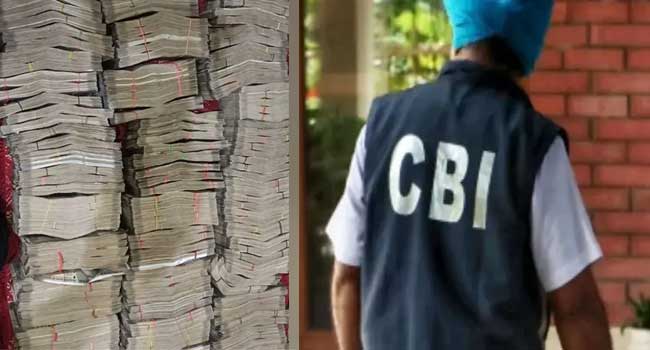 കൈക്കൂലി കാശ് എണ്ണിയെണ്ണി സിബിഐ ഉദ്യോ​ഗസ്ഥരുടെ ‘ഊപ്പാടിളകി’, കൈകൊണ്ട് എണ്ണി മടുത്തതോടെ യന്ത്ര സഹായത്തോടെയായി നോട്ടണ്ണൽ, സൈനിക ദമ്പതികളുടെ ഡൽഹിയിലെ വീട്ടിൽ നിന്ന് മാത്രം കണ്ടെടുത്തത് 2.23 കോടി രൂപ, ഡൽഹിക്ക് പുറമേ ബെംഗളൂരു, ജമ്മുവിലും റെയ്ഡ്, കേണൽ ദീപക് ശർമ ഉൾപെടെയുള്ള പ്രതികൾ റിമാൻഡിൽ