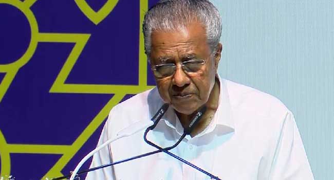 പേര് കേട്ടയുടൻ വാളെടുത്ത് ഉറഞ്ഞുതുള്ളി… സ്പാനിഷ് സിനിമയ്ക്ക് ഐഎഫ്എഫ്‌കെയിൽ ആദ്യം പ്രദർശനാനുമതി നിഷേധിച്ചത് ബീഫ് എന്ന പേരിനാൽ!! ‘കേന്ദ്രത്തിന് ബീഫ് എന്നാൽ ഒന്നേ അറിയു… തിന്നുന്നത്, ഐഎഫ്എഫ്‌കെ ഇവിടെ തന്നെ ഉണ്ടാകും, ആവിഷ്‌കാര സ്വാതന്ത്ര്യത്തിനുമേലുള്ള കടന്നുകയറ്റത്തിന് മുന്നിൽ മുട്ടുമടക്കില്ല’…