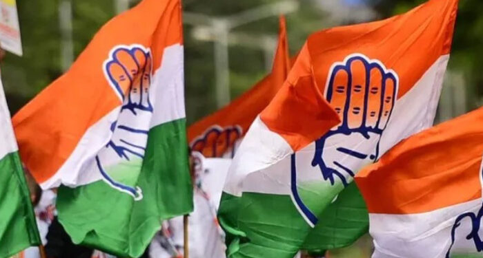 എസ്ഡിപിഐയോട് ബന്ധുത്വം വേണ്ട…!!! രാജി വെക്കണമെന്നാവശ്യം അവഗണിച്ചു, എസ്ഡിപിഐ പിന്തുണയില്‍ പഞ്ചായത്ത് പ്രസിഡന്റായ നിധീഷിനെ പുറത്താക്കി കോണ്‍ഗ്രസ്