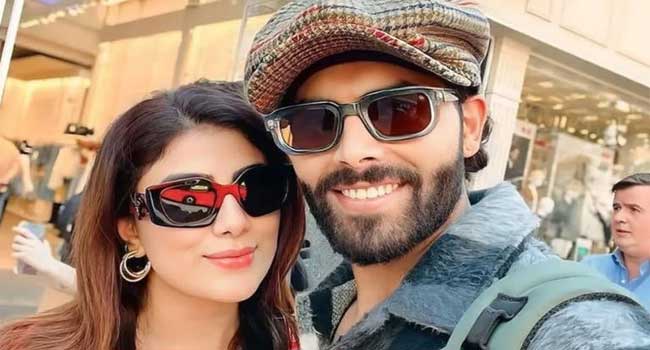 എന്റെ ഭർത്താവ് മാന്യനാണ്, ലണ്ടനിലും ദുബായിലും ഓസ്ട്രേലിയയിലുമെല്ലാം ക്രിക്കറ്റ് കളിക്കാനായി ജഡേജ പോയിട്ടുണ്ട്, അദ്ദേഹം ഏതെങ്കിലും ആസക്തികളിലേക്കോ, മോശപ്പെട്ട കാര്യങ്ങളിലേക്കോ തിരിഞ്ഞിട്ടില്ല!! വിദേശ പര്യടനത്തിനു പോയാൽ ചില ഇന്ത്യൻ താരങ്ങൾ മോശം കാര്യങ്ങളിലേർപ്പെടുന്നു- ഗുരുതര ആരോപണവുമായി രവീന്ദ്ര ജഡേജയുടെ ഭാര്യ, ആരാണ് രാജ്യത്തെ മോശക്കാരാക്കിയതെന്ന് വ്യക്തമാക്കണം- ആവശ്യം ഉയരുന്നു…video