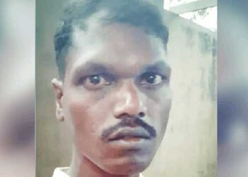 ഭാര്യയ്ക്ക് വിവാഹേതര ബന്ധമുണ്ടെന്ന സംശയം, മദ്യപിക്കാൻ പണം ചോദിച്ചിട്ട് നൽകിയില്ല, 5 വയസുകാരി മകളേയും ഭാര്യയേയും ഭാര്യാ മാതാപിതാക്കളേയും വെട്ടിക്കൊലപ്പെടുത്തി, യുവാവിന് വധശിക്ഷ, മകളെ കൊലപ്പെടുത്തിയത് അമ്മയെ വെട്ടുന്നത് കണ്ട് തടസം പിടിക്കാനെത്തിയപ്പോൾ