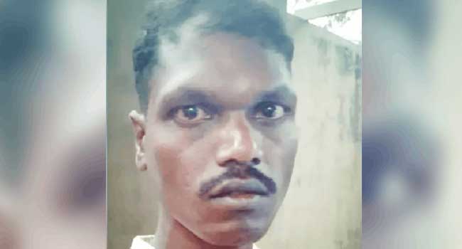 ഭാര്യയ്ക്ക് വിവാഹേതര ബന്ധമുണ്ടെന്ന സംശയം, മദ്യപിക്കാൻ പണം ചോദിച്ചിട്ട് നൽകിയില്ല, 5 വയസുകാരി മകളേയും ഭാര്യയേയും ഭാര്യാ മാതാപിതാക്കളേയും വെട്ടിക്കൊലപ്പെടുത്തി, യുവാവിന് വധശിക്ഷ, മകളെ കൊലപ്പെടുത്തിയത് അമ്മയെ വെട്ടുന്നത് കണ്ട് തടസം പിടിക്കാനെത്തിയപ്പോൾ