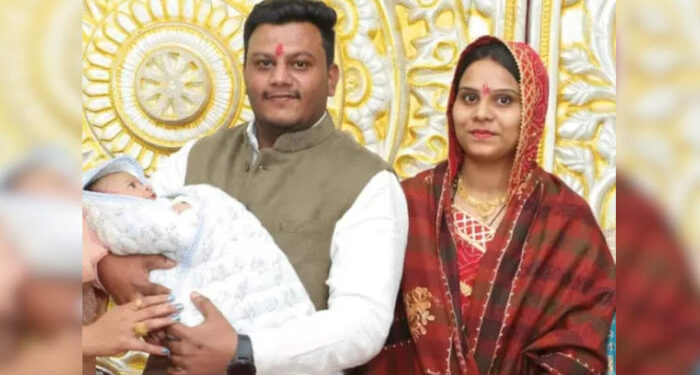 50 ലക്ഷം സ്ത്രീധനം ആവശ്യപ്പെട്ട് നിരന്തരം ഉപദ്രവിച്ചു,  ഗർഭിണിയായതോടെ മര്‍ദനം രൂക്ഷമായി, ലഹരി മരുന്ന് ഉപയോഗവും അവിഹിത ബന്ധങ്ങളും, കർണാടക ഗവർണറുടെ മകനും പേരമകനുമെതിരെ പരാതിയുമായി യുവതി