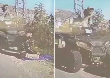 റോഡരികിൽ നിസ്‌കരിക്കുന്ന പലസ്തീൻ യുവാവിന്റെ ദേഹത്തേക്ക് വാഹനം ഇടിച്ചുകയറ്റി ഇസ്രയേൽ റിസർവിസ്റ്റ് സൈനികൻ, മുഖത്ത് പെപ്പർ സ്പ്രേയും പ്രയോ​ഗിച്ചു, പ്രതിയുടെ സൈനിക സേവനം അവസാനിച്ചതാണ്, അറസ്റ്റ് ചെയ്ത് ആയുധം പിടിച്ചെടുത്തു, വീട്ടുതടങ്കലിലാക്കി- ഇസ്രയേൽ