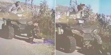 ‘ഉടൻ ഈ പ്രദേശം വിട്ട് പൊയ്ക്കോണം’… റോഡരികിൽ നിസ്‌കരിക്കുന്ന പലസ്തീൻ യുവാവിന്റെ ദേഹത്തേക്ക് വാഹനം ഇടിച്ചുകയറ്റി ഇസ്രയേൽ റിസർവിസ്റ്റ് സൈനികൻ, മുഖത്ത് പെപ്പർ സ്പ്രേയും പ്രയോ​ഗിച്ചു, പ്രതിയുടെ സൈനിക സേവനം അവസാനിച്ചതാണ്, അറസ്റ്റ് ചെയ്ത് ആയുധം പിടിച്ചെടുത്തു, വീട്ടുതടങ്കലിലാക്കി- ഇസ്രയേൽ