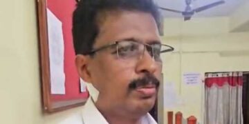 കൂത്താട്ടുകുളം നഗരസഭയിൽ സത്യപ്രതിജ്ഞ ചടങ്ങിനിടെ കൗൺസിലർക്ക് മർദനം, യുഡിഎഫ് കൗൺസിലർ ജോമി മാത്യുവിന്റെ കഴുത്തിന് പരുക്ക്, ഒരാൾ കസ്റ്റഡിയിൽ, സത്യപ്രതിജ്ഞ ചെയ്യാൻ തയാറെടുക്കുമ്പോൾ പെട്ടെന്ന് ആക്രമിക്കുകയായിരുന്നെന്ന് ജോമി