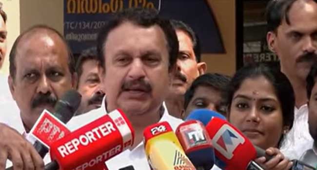 ജനങ്ങളെ പറ്റിക്കാൻ നോക്കിയപ്പോൾ ജനങ്ങൾ നല്ല വൃത്തിയായി പിണറായിയെ പറ്റിച്ചു… തിരുവനന്തപുരം നഗരസഭയിൽ രണ്ടു മല്ലൻമാർക്കിടയിൽ കട്ടയ്ക്കു പിടിച്ചുനിൽക്കാൻ യുഡിഎഫിനായി- കെ. മുരളീധരൻ