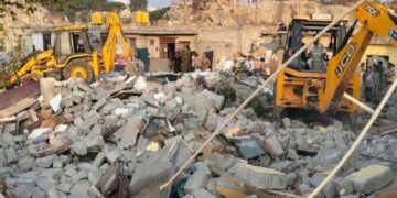 കർണാടകയിലെ ബുൾഡോസർ രാജ് ഇരകൾക്ക് താത്ക്കാലിക പുന:രധിവാസം!! രാജീവ് ഗാന്ധി ഹൗസിങ് സ്കീമിൽ ബൈപ്പനഹള്ളിയിൽ 180 ഫ്ലാറ്റുകൾ, പ്രഖ്യാപനം ഇന്ന് വൈകിട്ടോടെ, വീടുകൾ കിട്ടുക ആധാർ, റേഷൻ കാർഡ് അടക്കമുള്ള യഥാർഥ രേഖകൾ ഉള്ളവർക്ക്