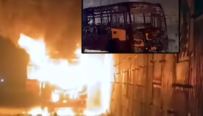 യാത്രയ്ക്കിടെ ബംഗളൂരു- കോഴിക്കോട് കെഎസ്ആര്ടിസി ബസിന് തീപിടിച്ചു, ബസിലുണ്ടായത് 44 യാത്രക്കാര്, ബസ് പൂര്ണമായി കത്തിനശിച്ചു