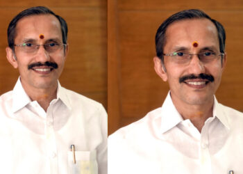 ശബരിമലയെ തകർക്കാൻ സിപിഎമ്മിന് രഹസ്യ അജൻഡ, ക്ഷേത്ര സ്വത്ത് കവര്‍ന്നതിനെ ആര്‍ക്കും ന്യായീകരിക്കാനികില്ല, തെരഞ്ഞെടുപ്പില്‍ ബിജെപിക്ക് മുന്നേറ്റമുണ്ടാകും- എം ടി രമേശ്