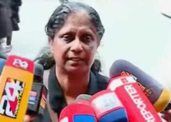 “ഞാൻ 8-ാം തീയതിക്കു ശേഷം ഒരു ഭ്രാന്തിയേ പോലെ മാനസികമായ അവസ്ഥയിലായിരുന്നു… വക്കീലൻമാർക്ക് ആ പ്രൊട്ടക്ഷനില്ലല്ലോ, ഞങ്ങളുണ്ട്… അത് കേട്ടപ്പോൾ സന്തോഷം എന്റെ തൊണ്ടയിൽ കുരുങ്ങി, എന്റെ വിചാരം വക്കീലന്മാരെല്ലാം രാമൻ പിള്ള സാറിന്റെ കൂടെയാണ് എന്നായിരുന്നു, ഈ സന്തോഷം വിവരണാധീതമാണ്… നന്ദി കേരളമേ…തോറ്റു പോയവർ … ജയിക്കുന്ന നിമിഷമാണ്”… കുറിപ്പുമായി അതിജീവിതയുടെ അഭിഭാഷക