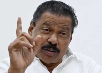 രണ്ട് ഇലക്ഷനുകൾ നൈസായി അങ്ങ് മുക്കിയല്ലേ സഖാവേ… 2010-ലെ തദ്ദേശ തിരഞ്ഞെടുപ്പ് ഫലവുമായി തുലനം ചെയ്താൽ എൽഡിഎഫ് നില മെച്ചപ്പെടുത്തി!! അടിത്തറ ഇപ്പോഴും സ്ട്രോങ്ങാണ്, യാതൊരു ഇളക്കവും സംഭവിച്ചിട്ടില്ല, വർഗീയ ശക്തികളുമായി പരസ്യവും രഹസ്യവുമായ നീക്കുപോക്കുകൾ ഉണ്ടാക്കിയാണ് യുഡിഎഫ് മത്സരത്തിനിറങ്ങിയത്, തിരിച്ചടി സംബന്ധിച്ച് പരിശോധന നടത്തി തിരിച്ചുവന്ന ചരിത്രം ഇടതുപക്ഷത്തിനുണ്ട്- എംവി ഗോവിന്ദൻ