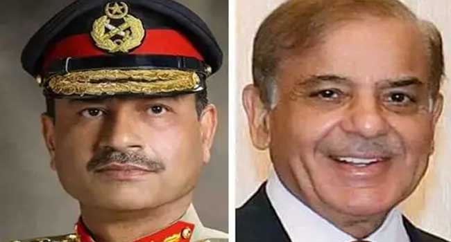 അസിം മുനീർ സിഡിഎഫ് പദവി ഏറ്റെടുക്കാതിരിക്കാൻ തന്ത്രമൊരുക്കി പാക് പ്രധാനമന്ത്രി, ഷെഹ്ബാസ് ഷെരീഫ് രാജ്യം വിട്ടു, ബഹ്‌റൈനിൽ നിന്ന് ലണ്ടനിലേക്ക് കടന്നതായി സൂചന!! അപ്രതീക്ഷിത നീക്കത്തിനു പിന്നിൽ ഉത്തരവ് ഒപ്പിട്ടുവെന്ന ഉത്തരവാദത്തിൽ നിന്ന് രക്ഷപ്പെടാനുള്ള ‘കുബുദ്ധി’