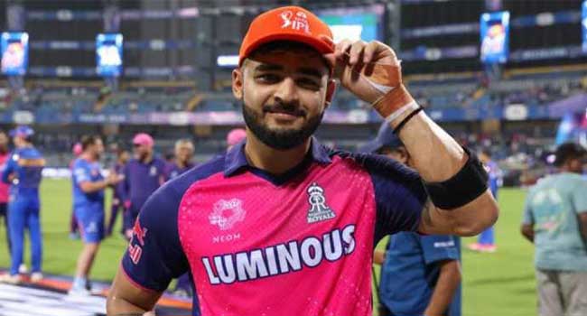 രാജസ്ഥാൻ റോയൽസിൽ സഞ്ജു ഒഴിച്ചിട്ടിട്ടുപോയ ക്യാപ്റ്റൻ കസേരയ്ക്കായി പിടിമുറുക്കി പരാഗ്!! ‘കഴിഞ്ഞ സീസണിൽ ഏഴോ, എട്ടോ മത്സരങ്ങളിൽ ഞാനായിരുന്നു ക്യാപ്റ്റൻ, 80–85 ശതമാനം കാര്യങ്ങളും ഞാൻ ശരിയായി ചെയ്തിട്ടുണ്ട്, നായക സ്ഥാനം ഏറ്റെടുക്കാൻ തയാർ’- റിയാൻ പരാഗ്, നീക്കം ജഡേജയെ സൈഡാക്കാനോ?