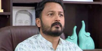 വിധി ഇന്നില്ല, രാഹുൽ മാങ്കൂട്ടത്തിലിന്റെ മുൻകൂർ ജാമ്യാപേക്ഷയിൽ തുടർവാദം നാളെ!! അറസ്റ്റ് തടയാതെ കോടതി, അടച്ചിട്ട കോടതി മുറിയിൽ ഒന്നര മണിക്കൂർ വാദം, ഒരു രേഖ കൂടി ഹാജരാക്കാൻ പ്രോസിക്യൂഷന് കോടതി നിർദേശം