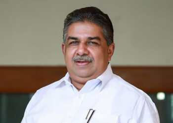 പരാജയത്തിന് കാരണം ലോക്കല്‍ സെക്രട്ടറിമാരുടെ ഉദാസീനത, തോല്‍വി പ്രാദേശിക നേതാക്കളുടെ തലയിലിട്ട് സജി ചെറിയാന്‍, തിരിച്ചടിക്ക് കാരണം മന്ത്രിയുടെ  തൻപ്രമാണിത്തമെന്ന് നേതാക്കള്‍