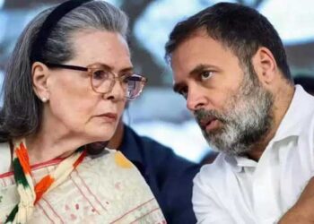 രാഹുലിനും സോണിയയ്ക്കും എതിരെയുള്ള നാഷണൽ ഹെറാൾഡ് കേസ് സ്വകാര്യവ്യക്തിയുടെ പരാതിയുടെ അടിസ്ഥാനത്തിൽ, എഫ്ഐആർ അടിസ്ഥാനത്തിലുള്ളതല്ല!! ഇഡിയുടെ കള്ളപ്പണം വെളുപ്പിക്കൽ നിരോധനപ്രകാരം കേസ് പരിഗണിക്കാൻ വിസമ്മതിച്ച് കോടതി, സത്യം വിജയിച്ചെന്ന്’ കോൺഗ്രസ്