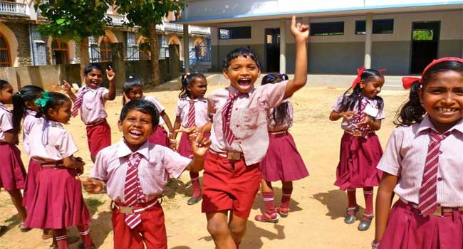 മക്കളേ കോളടിച്ചു… ഇത്തവണ ക്രിസ്തുമസ് അവധി പത്തല്ല, 12 ദിവസം!! വിദ്യാലയങ്ങൾ തുറക്കുക ജനുവരി 6ന്, സ്കൂൾ അവധി ദിനങ്ങൾ പ്രഖ്യാപിച്ച് സർക്കാർ