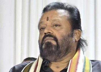 സിനിമയിൽ മാസ് ഡയലോഗ് അടിച്ചിരുന്ന സുരേഷ് ഗോപി എംപിക്ക് ഇതെന്തുപറ്റി? “ഞാൻ മൂക്കിൽ കൈ വെച്ച ശേഷം കേക്ക് മുറിച്ചാൽ അതിലും വിമർശനം വരും, കോവിഡ് കാലത്ത് മാത്രമല്ല ശുദ്ധി വേണ്ടത്, വെള്ളം ഒഴിച്ചാണ് ഞാൻ കൈ കഴുകുന്നത്… ചില തറകൾ ഞാൻ സ്വർണകിരീടം സമർപ്പിച്ചപ്പോൾ ഇടപെട്ടു”…