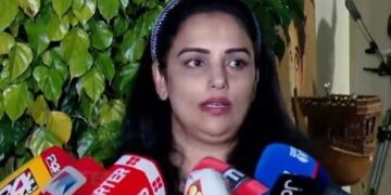 കഴിഞ്ഞ ദിവസം കൂടിയത് അമ്മ അടിയന്തര മീറ്റിംഗ് അല്ല, ദിലീപിനെ സംഘടനയിലേക്കെടുക്കുന്ന കാര്യം ചർച്ച ചെയ്തിട്ടേയില്ല, ഒന്നും എടുത്തുചാടി ചെയ്യില്ല!! ഞങ്ങൾ അതിജീവിതയ്ക്കൊപ്പം, വിധിവരാൻ കാത്തിരിക്കുകയായിരുന്നു, അപ്പീലിന് പോകണമെന്നാണ് എന്റെ വ്യക്തിപരമായ അഭിപ്രായം- ശ്വേത മേനോൻ