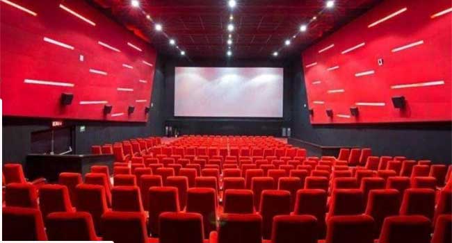 സർക്കാർ തിയേറ്ററുകളിൽ സ്ത്രീ- പുരുഷന്മാർ ഒന്നിച്ചിരുന്ന് സിനിമ കാണുന്ന ദൃശ്യങ്ങൾ പോൺ സൈറ്റുകളിൽ!! പ്രചരിക്കുന്നത് കേരള സംസ്ഥാന ചലച്ചിത്ര വികസന കോർപ്പറേഷൻറെ ഉടമസ്ഥതയിലുള്ള തിയറ്ററുകൾക്കുള്ളിലെ സിസിടിവി ദൃശ്യങ്ങൾ, ദൃശ്യങ്ങൾ ജീവനക്കാർ ചോർത്തിയതോ, ഹാക്കിങിലൂടെയോ ആയിരിക്കാമെന്ന് പോലീസ്, അന്വേഷണം ആരംഭിച്ച് സൈബർ സെൽ