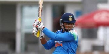 യുഎഇയെ തൂക്കിയെടുത്തിട്ടടിച്ച് സൂര്യവംശി!! അണ്ടർ 19 ഏഷ്യാകപ്പിൽ ഉദ്ഘാടന മത്സരത്തിൽ 56 പന്തിൽ സെഞ്ചുറി… 95 പന്തിൽ 171 റൺസെടുത്ത് വൈഭവ് പുറത്ത്, താരത്തിന്റെ ബാറ്റിൽ നിന്ന് പിറന്നത് 14 സിക്സും 9 ഫോറുമടക്കം 120 റൺസ്