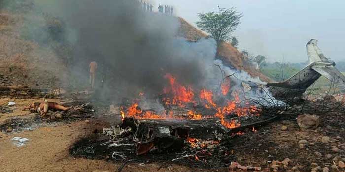 മഹാരാഷ്ട്ര ഉപമുഖ്യമന്ത്രി അജിത് പവാർ സഞ്ചരിച്ചിരുന്ന വിമാനം തകർന്നു വീണു? വിമാനം തകർന്നുവീണതിന്റെ ദൃശ്യങ്ങൾ പുറത്ത്, രക്ഷാ പ്രവർത്തനം പുരോ​ഗമിക്കുന്നു