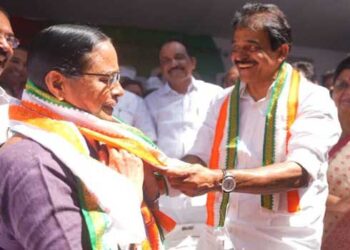 ഐഷാ പോറ്റിയെ സിപിഎം ഭയക്കുകതന്നെ വേണം… കാരണം അവർ ഒരു ചെറിയ മീനല്ല!! ആർ ബാലകൃഷ്ണ പിള്ളയെ കുടുംബ സ്വത്തായി കൈവശം വച്ചുപോന്ന മണ്ഡലത്തിൽതന്നെ മലർത്തിയടിച്ച് തുടക്കം… ഓരോ തവണയും വിജയിച്ചുകയറിയത് ഇരട്ടി ഭൂരിപക്ഷത്തിൽ, 2016ൽ കൊട്ടാരക്കര നിലനിർത്തിയത് റെക്കോർഡ് ഭൂരിപക്ഷത്തിലും