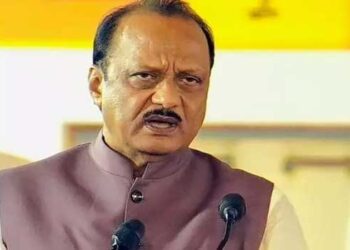 പത്താംക്ലാസും ​ഗുസ്തിയുമായി പഞ്ചസാര ഫാക്ടറിയിൽ സഹകരണ ബോർഡ് അംഗമായി തുടക്കം!! 44 വർഷത്തെ രാഷ്ട്രീയ ജീവിതത്തിൽ ഒരിക്കൽ പോലും പരാജയത്തിന്റെ കൈപ്പറിയാത്ത നേതാവ്, 2023ൽ എൻസിപി പിളർത്തി ശിവസേന – ബിജെപി സർക്കാരിനൊപ്പം ചേർന്ന് ഉപമുഖ്യമന്ത്രി കസേരയിൽ, നഷ്ടമായത് ബാരാമതിയുടെ സ്വന്തം കരുത്തിനെ