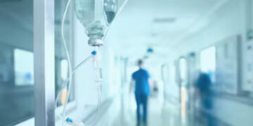 കുടിവെള്ള പൈപ്പ് പൊട്ടി മലിനജലം കലര്‍ന്നു, വെള്ളം കുടിച്ച രണ്ട് കുട്ടികള്‍ മരിച്ചു,  150 പേരുടെ നില ഗുരുതരം, മരണ സംഖ്യ ഉയര്‍ന്നേക്കും