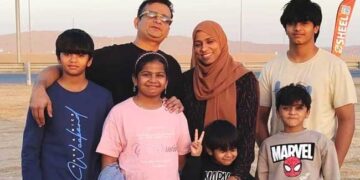 ഹൃദയം നുറുങ്ങുന്ന വേദനയിൽ വീൽ ചെയറിലിരുന്ന് പൊന്നുമക്കൾക്ക് വിട നൽകി പിതാവ്, എല്ലുപൊടിയുന്ന വേദനയിൽ ആശുപത്രിക്കിടക്കയിൽ വച്ച് അവസാനമായി മക്കളെ ഒരു നോക്ക് കണ്ട് റുക്സാന… നാലു സഹോദരങ്ങൾ ഒരുമിച്ച് യാത്രയായി… ഇനി ഇസ തനിച്ച്….