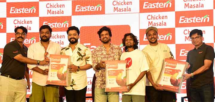 രുചിപ്പാട്ടിന്റെ ‘ചിക്കൻ സോങ് ‘;  ലോക ചിക്കൻ കറി ദിനത്തിൽ കോഴിക്കറിയുടെ കഥ പറഞ്ഞ് ഈസ്റ്റേണിന്റെ ‘ചിക്കൻ സോങ് ‘