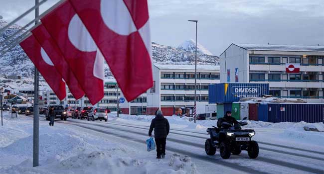 ആലുവചാണ്ടിയുടെ റോളിൽ ഡോണാൾഡ് ട്രംപ്!! മോഹവില വാ​ഗ്ദാനം ചെയ്തു, ഡെൻമാർക്ക് മൈൻഡ് ചെയ്തില്ല, ഇനി കയ്യൂക്കിന്റെ വഴി, നാറ്റോ രാജ്യങ്ങൾക്ക് പുല്ലുവില!! പക്ഷെ നാറ്റോ അമേരിക്കയ്ക്ക് പകരം റഷ്യയുമായി കൈകോർക്കാൻ തീരുമാനിച്ചാൽ…