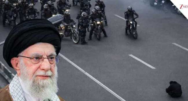 മുല്ലമാർ ഇറാൻ വിടുക, ഏകാധിപത്യം തുലയട്ടെ, സ്വേച്ഛാധിപതി ഖമേനി തുലയട്ടെ, ഷാ നീണാൾ വാഴട്ടെ’… തെരുവുകളിൽ ഖമനേയി ഭരണകൂടത്തിനെതിരായ മുദ്രാവാക്യങ്ങൾ, പ്രക്ഷോഭകാരികൾക്ക് പൂർണ്ണ പിന്തുണ പ്രഖ്യാപിച്ച് അമേരിക്കയിൽ കഴിയുന്ന പഹ്ലവി രാജവംശത്തിലെ കിരീടാവകാശി റെസ പഹ്ലവി