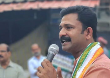 വെള്ളാപ്പള്ളിക്ക് ഊളംപാറയിലും കുതിരവട്ടത്തും കൊണ്ടുപോയി ഷോക്കടിപ്പിച്ചാലും മാറാത്ത വര്‍ഗീയ ഭ്രാന്ത്, ഹെവി ഡോസ് മരുന്നു കൊടുത്താലും വട്ട് മാറില്ല,  ഈ മുതലിനെ എത്രയും വേഗം ക്വാറന്റൈന്‍ ചെയ്യണം, ഈവക സാംസ്കാരിക മാലിന്യകൂമ്പാരത്തിന്റെ ഉത്തരവാദി പിണറായി സര്‍ക്കാര്‍- ജിന്റോ ജോണ്‍