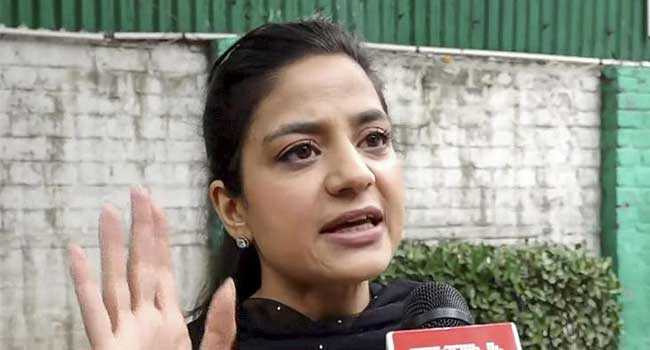 പലസ്തീനെക്കുറിച്ച് സംസാരിച്ചാൽ എന്താണ് തെറ്റ്?’ ഗാസയിൽ ഒരു തലമുറ മുഴുവൻ തുടച്ചുനീക്കപ്പെടുന്നു, ഇവിടെ എന്തിനും ഏതിനും ആളുകളെ പിടികൂടുകയാണ്, ഹിന്ദുത്വ ഞങ്ങൾ അനുവദിക്കില്ല, ‘ജയ് ശ്രീ റാം’ അല്ലെങ്കിൽ ‘ഭാരത് മാതാ കീ ജയ്’ എന്ന് വിളിപ്പിക്കാമെന്ന് കരുതണ്ട, ജമ്മു കശ്മീരിൽ ഒമർ അബ്ദുല്ല നടത്തുന്നത് ബിജെപി അജണ്ട- മെഹബൂബ മുഫ്തിയുടെ മകൾ