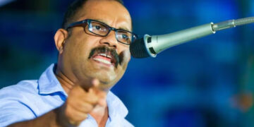 സിപിഎം കുറേ കാലം തന്നെ ആർഎസ്എസ് ആക്കാൻ നോക്കി,  ഇപ്പോൾ ഐഎസ് ആക്കാനുള്ള ശ്രമത്തിലാണ്, ഉഗ്രവിഷമുള്ള ഐറ്റങ്ങൾ മുന്നിൽ വന്ന്  പത്തി വിടര്‍ത്തിയിട്ട് പേടിച്ചിട്ടില്ല, പിന്നല്ലേ  എ കെ ജി സെന്ററിൽ വിരിയെച്ചെടുത്ത നീർക്കോലികുഞ്ഞുങ്ങളും തേളും പഴുതാരയും!!!  എ കെ ബാലനും സജി ചെറിയാനും പറഞ്ഞ ചീഞ്ഞ വര്‍ഗീയതയുടെ നാറ്റം ഒരിക്കലും പോകില്ല-കെ എം ഷാജി