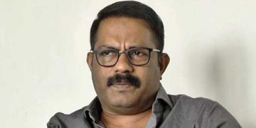 കെഎം ഷാജി ഇനി തെരഞ്ഞെടുപ്പിൽ മത്സരിക്കുമോ?- ജസ്റ്റിസ് ബി.വി. നാഗരത്ന, തെരഞ്ഞെടുപ്പ് ഇതുവരെയും പ്രഖ്യാപിച്ചിട്ടില്ല- അഭിഷാകൻ, വയസ് 54 അല്ലേ ആയുള്ളു, ഇനിയും മത്സരിക്കാമല്ലോ… ജസ്റ്റിസ്!! കെഎം ഷാജിയെ വെട്ടാനുള്ള നികേഷ് കുമാറിന്റെ നീക്കം അമ്പേ പാളി, ഷാജിക്കു മത്സരിക്കാം, ഹൈക്കോടതി വിധിച്ച അയോഗ്യത അധികാര പരിധി മറികടന്ന് കൊണ്ടുള്ളത്, അന്നേ വിഷയം രാഷ്ട്രപതിക്കു വിടേണ്ടതായിരുന്നു- സുപ്രിം കോടതി