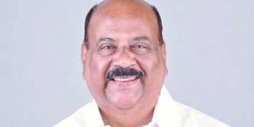 പാലായിൽ യുഡിഎഫിന് ഒരു സ്ഥാനാർത്ഥിയായിരിക്കും ഉണ്ടാവുക, അത് മാണി സി കാപ്പൻ ആയിരിക്കും, ജോസ് കെ മാണിക്ക് പാലാ കൊടുക്കണം എന്ന് നേതാക്കൾ ആരും പറഞ്ഞിട്ടില്ല, ജോസ് കെ മാണി കോപ്രായം കാണിക്കുന്നയാൾ, തെരഞ്ഞെടുക്കുന്ന എല്ലാ സ്ഥാനങ്ങളും പാതി വഴിയിൽ രാജിവെക്കും. കേരള കോൺഗ്രസ് എമ്മിനെ യുഡിഎഫിൽ കൊണ്ടുവരാൻ മുന്നണിയിൽ ചർച്ച നടന്നിട്ടില്ല