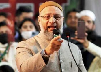 ‘യു ക്യാൻ… ട്രംപിന് കഴിയുമെങ്കിൽ, മോദിജീ, നിങ്ങൾക്കും അതിന് കഴിയും’…ഞമ്മള് കേട്ടത് ട്രംപിന്റെ സേന മഡുറോയെ പിടികൂടി അമേരിക്കയിലേക്ക് കൊണ്ടുപോയെന്നാണ്… ട്രംപിന് മഡുറോയെ അയാളുടെ രാജ്യത്തുനിന്ന് തട്ടിക്കൊണ്ടുപോകാൻ കഴിയുമെങ്കിൽ, നിങ്ങൾക്ക് പാക്കിസ്ഥാനിൽ പോയി 26/11 ഭീകരാക്രമണ സൂത്രധാരനെ ഇന്ത്യയിലേക്ക് കൊണ്ടുവരാൻ കഴിയും- ഒവൈസി