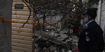 അതിഥിയായി വിവാഹവീട്ടില്‍ കയറിപ്പറ്റി, പിന്നാലെ ചാവേറാക്രമണം, പാകിസ്ഥാനില്‍ വിവാഹചടങ്ങിനിടെ ഏഴ് പേര്‍ കൊല്ലപ്പെട്ടു,  25 പേരുടെ നില അതീവ ഗുരുതരം